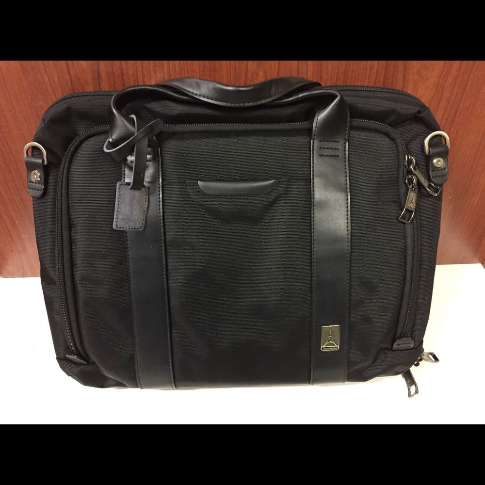 Travelpro 15.6” computer bag